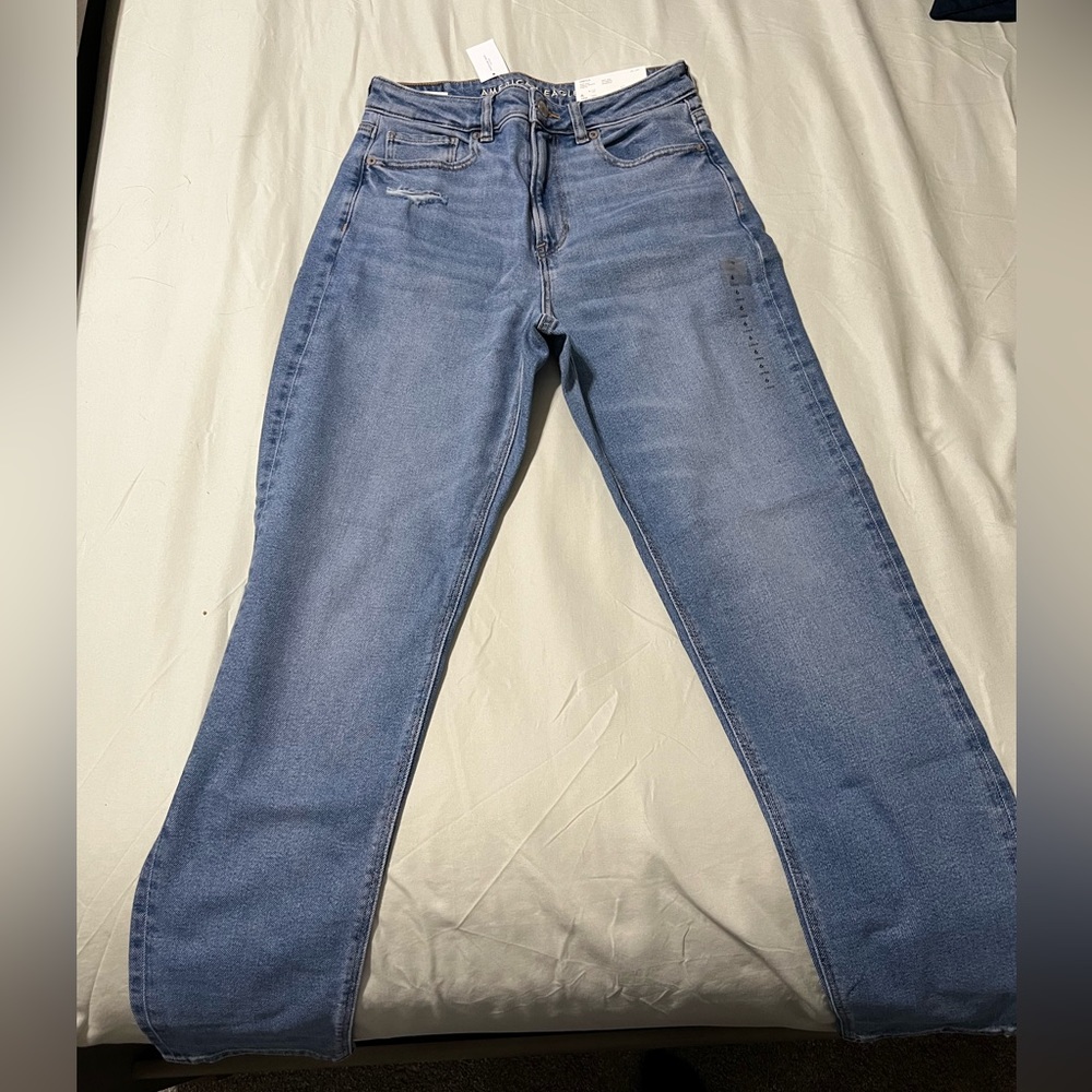 American Eagle mom jeans